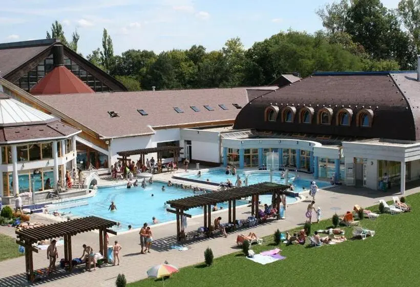 ツーベッドルーム　ヴィラ, Pandora Zsóry Apartmanok Mezőkövesd