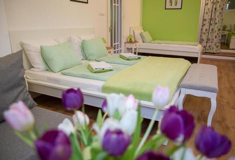 غرفة عائلية, Eurovelo6 Stop