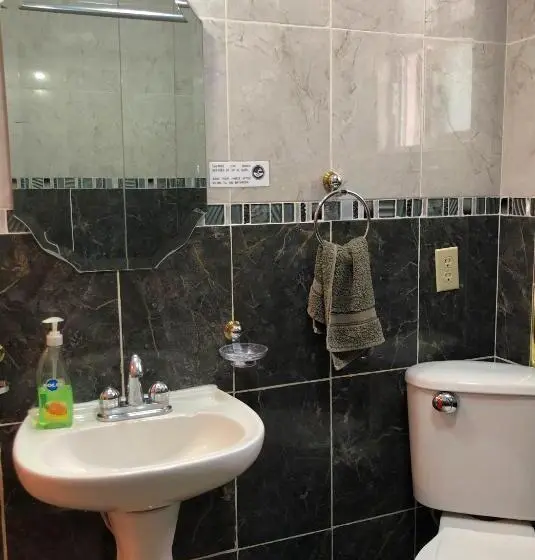 Deluxe-huone, Jatziri