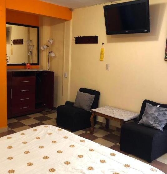 Номер Deluxe, Jatziri