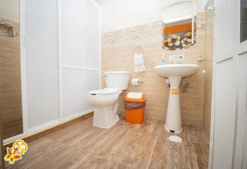 Standard-huone 2 Parivuodetta, Jatziri