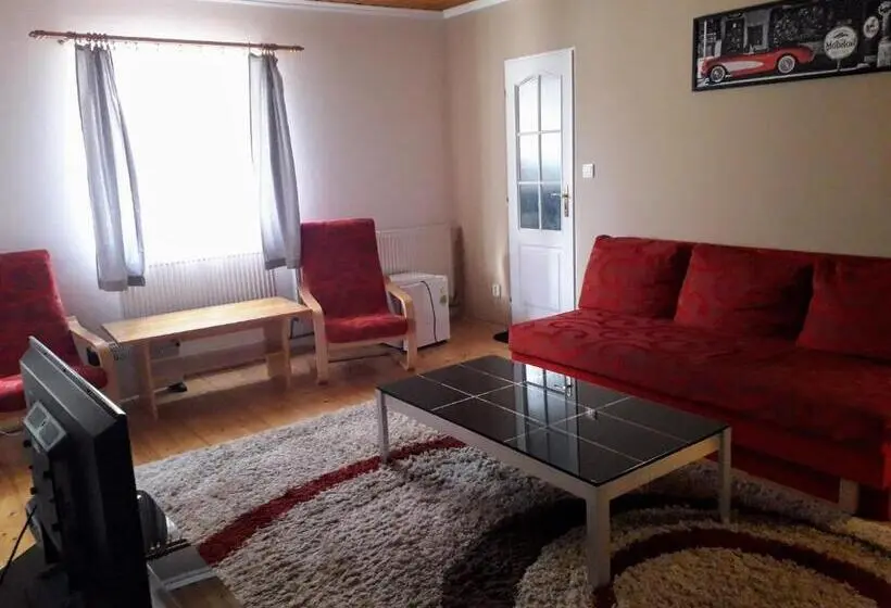 اتاق استاندارد چهار تخته, Penzion Na Střelnici