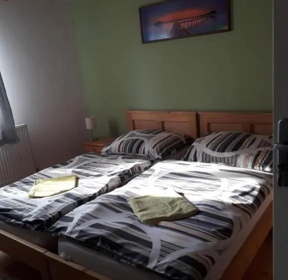 سوییت, Penzion Na Střelnici