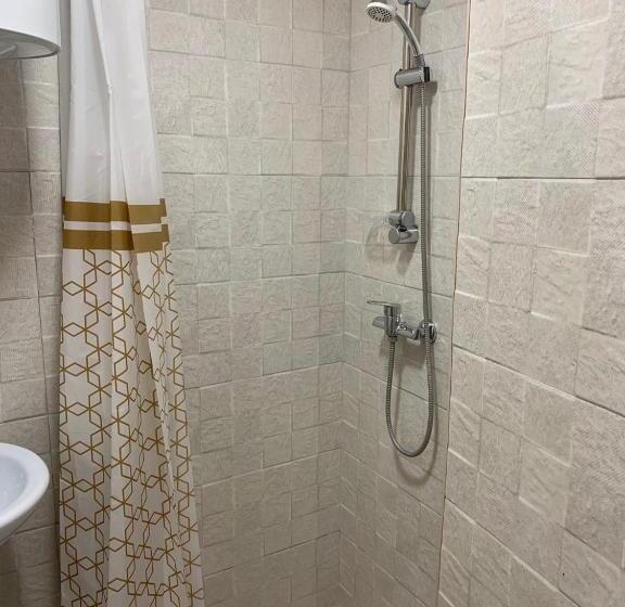 اتاق عادی, Shara Talyan 8/2 Guest House