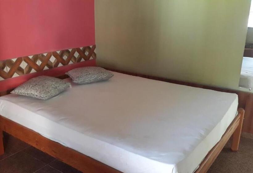 Люкс Вид на Бассейн, Pousada Aruanã