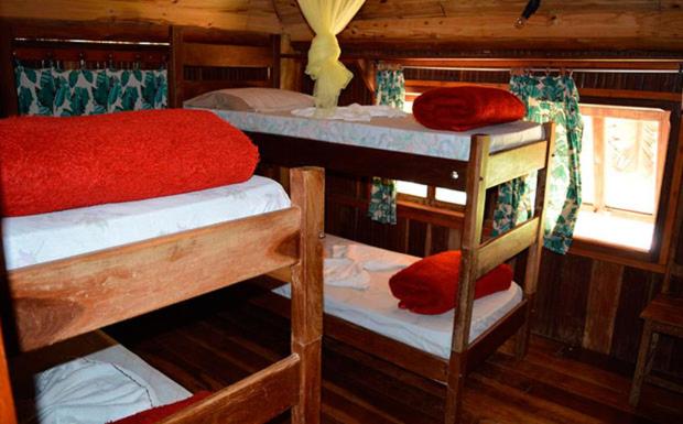 Номер Стандарт Четырехместный Совместный Санузел, Pousada E Hostel Caminho De Santiago