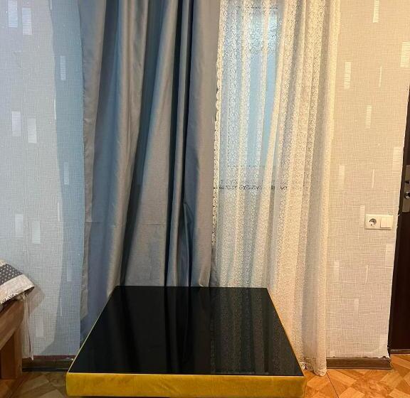 اتاق استاندارد چهار تخته, Sweetnight