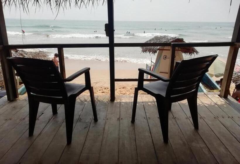 Номер Стандарт Вид на Море, Universal Beach