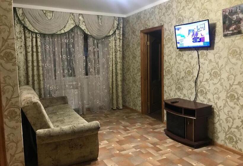 آپارتمان 1 خوابه, Shevchenka Guest House от 600гр 1 2 3к квартири 096 55 48 111 біля академії
