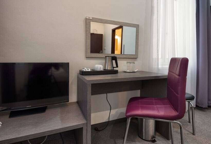 اتاق استاندارد سه نفره, Penzion Sport