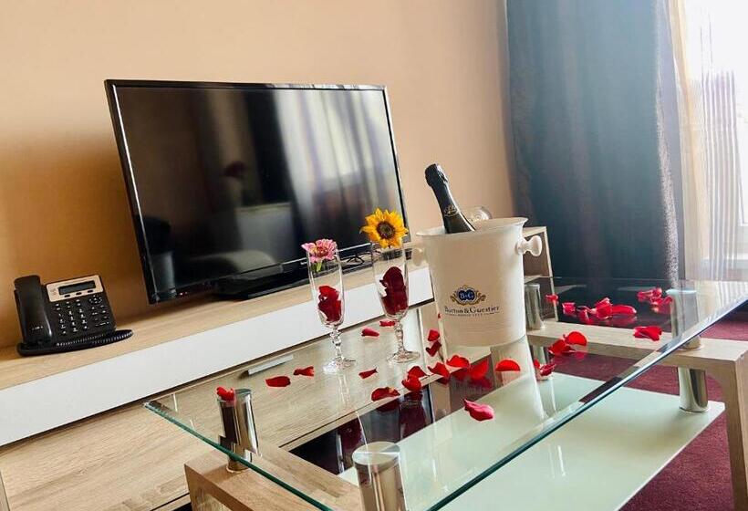 带阳台套房, ďumbier