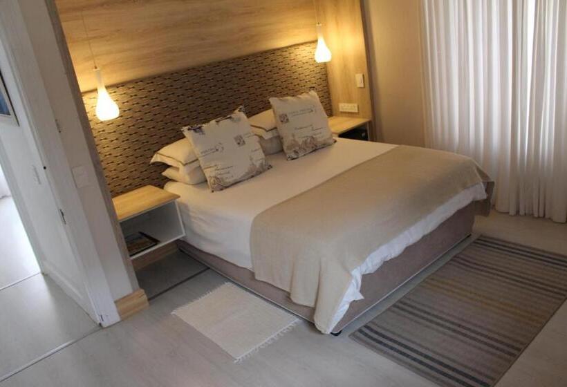 豪华家庭房间, Windfall Plett