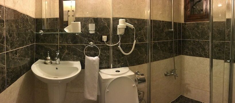 バルコニー付スタンダード４ベッドルーム, Beybagi Konak