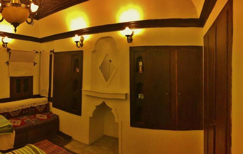 ファミリールーム, Beybagi Konak