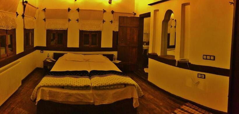 スタンダードルーム, Beybagi Konak