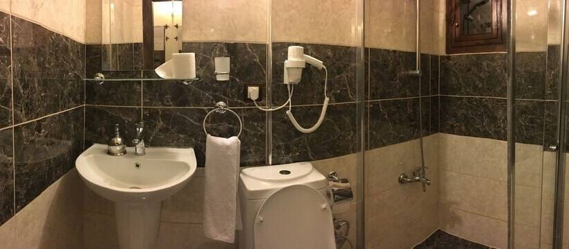 バルコニー付スタンダード４ベッドルーム, Beybagi Konak