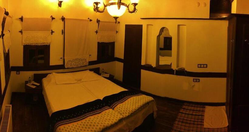 スタンダードルーム, Beybagi Konak