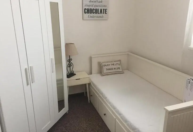 スタンダードシングルルーム, Penzion Ema B&b