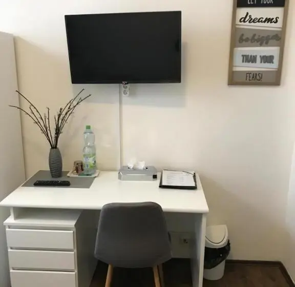 スタンダードシングルルーム, Penzion Ema B&b