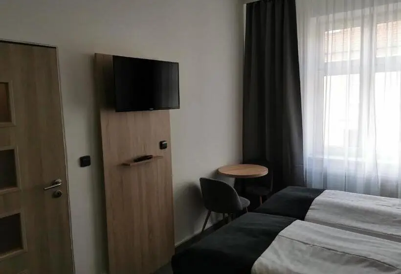 スタンダードトリプルルーム, Penzion Ema B&b