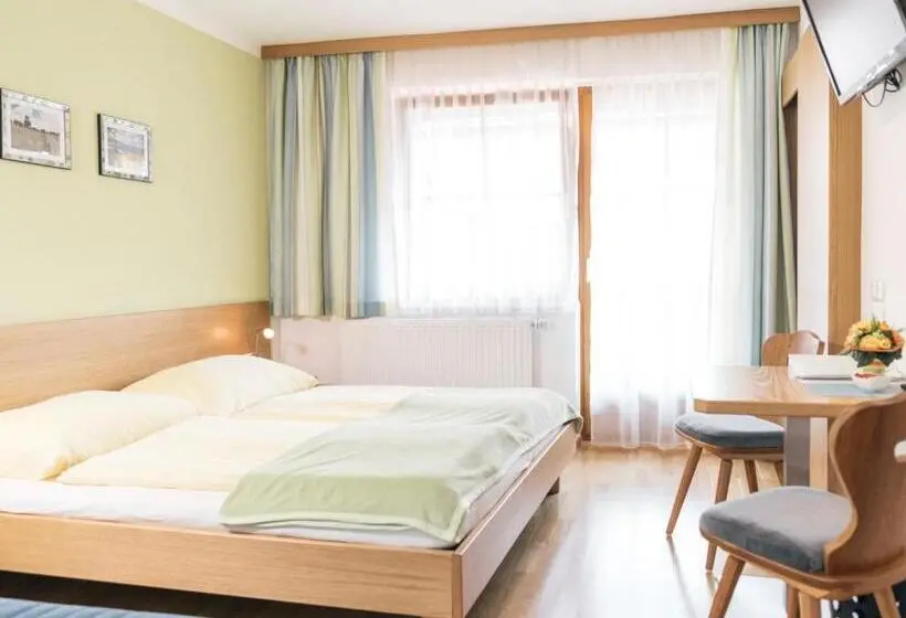 バルコニー付きスタンダードルーム, Privatzimmer Und Ferienwohnungen Gassner