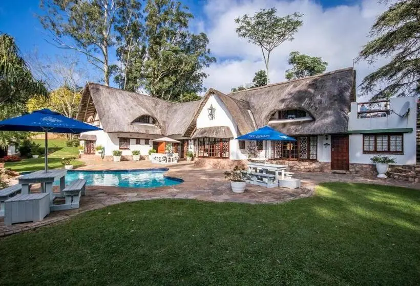 庭の見えるスタンダードトリプルルーム, Warrens Guest House