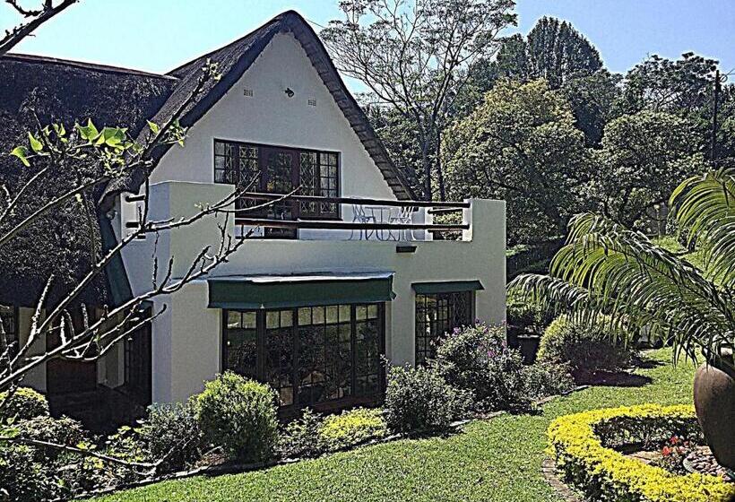 Номер Стандарт с Балконом, Warrens Guest House