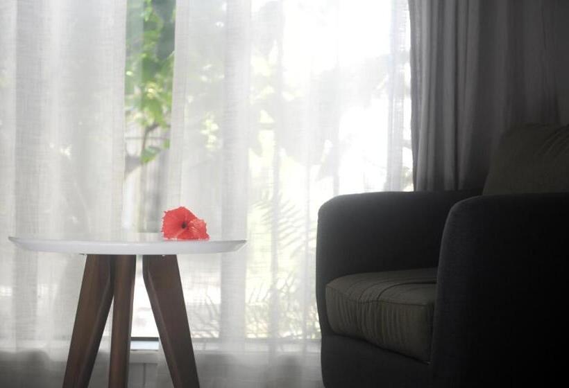 Люкс Вид на Сад, Zen Box House