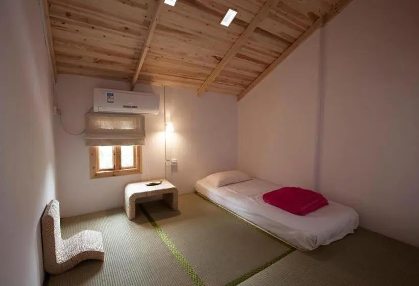 スタンダードシングルルーム, Zen Box House