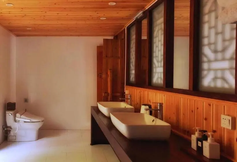ジュニアスイート, Zen Box House