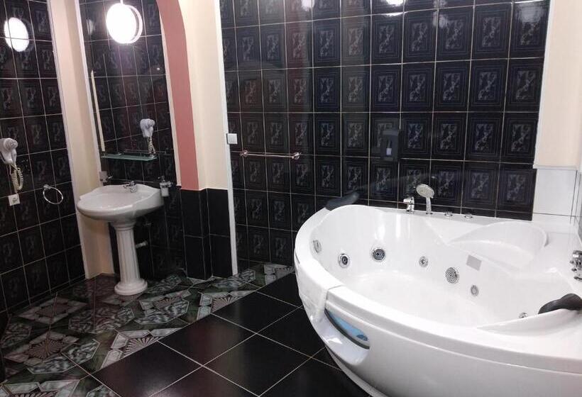 اتاق لوکس, Pensiunea Casa Rusu
