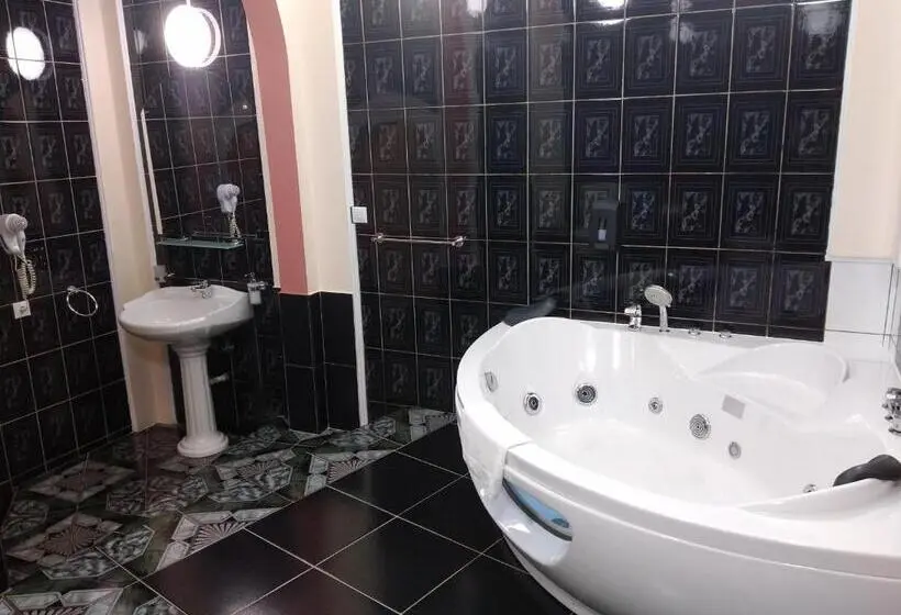Deluxe-huone, Pensiunea Casa Rusu