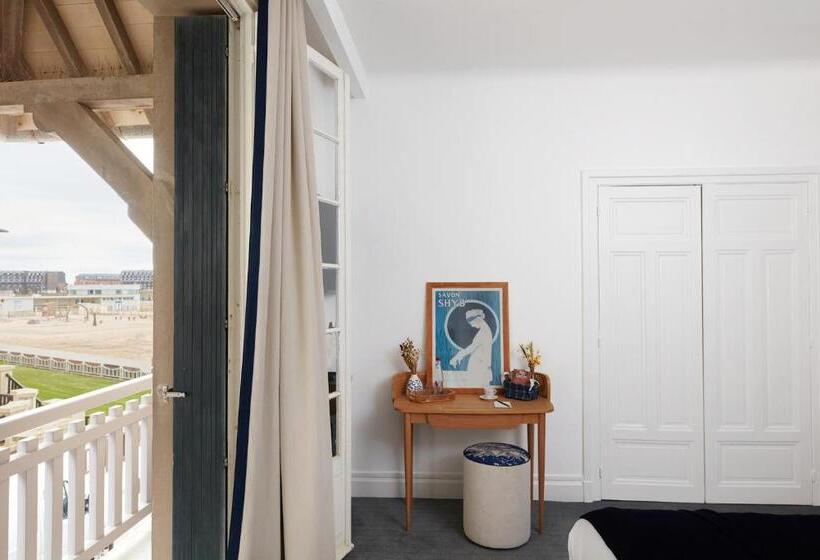 ジュニアスイート, Le Flaubert