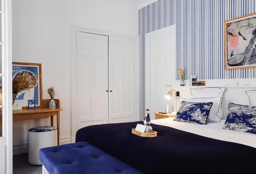 ジュニアスイート, Le Flaubert