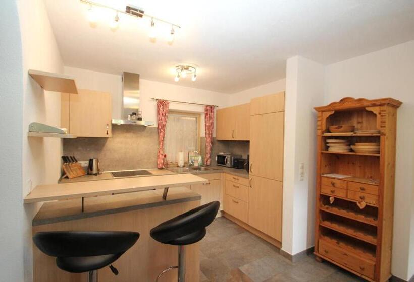 침실 1개 아파트, Schwoicherbauer