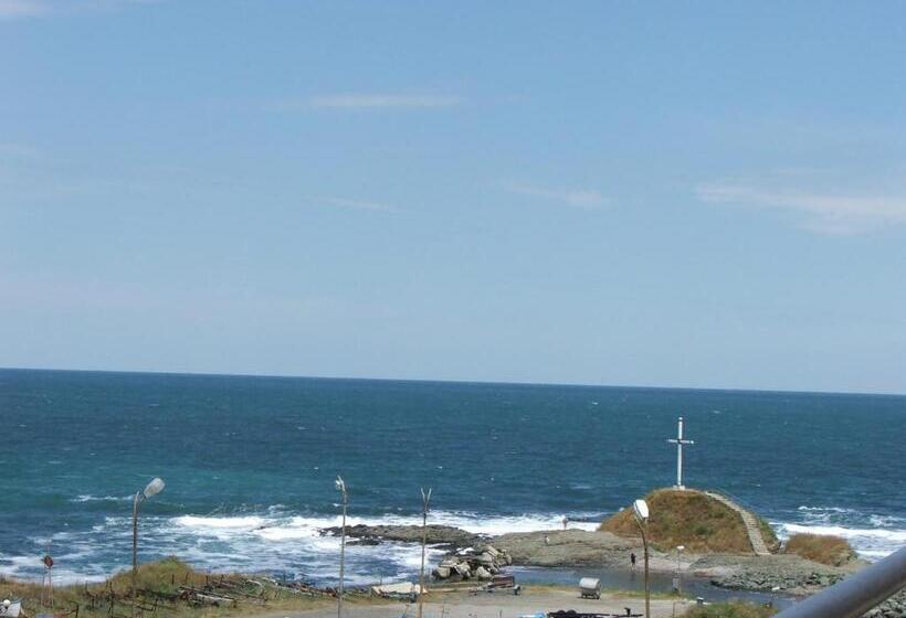 豪华海景房带阳台, Guest House Compass