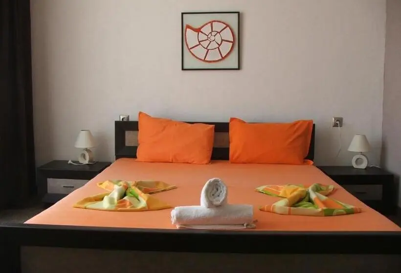 استودیو استاندارد با تخت کینگ, Guest House Compass