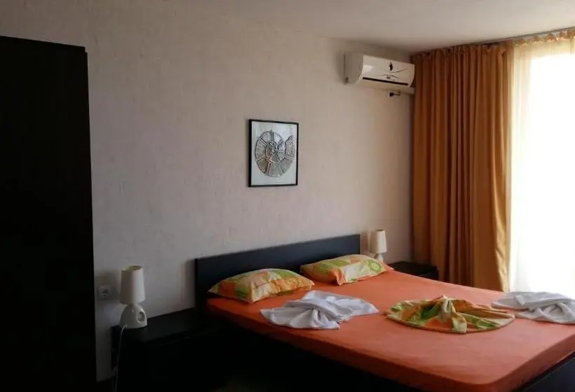 آپارتمان 1 خوابه با چشم‌انداز دریا, Guest House Compass