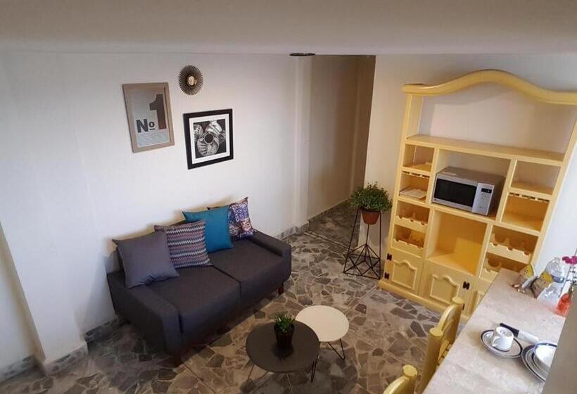 סטודיו סופריור, Casa Villaliz