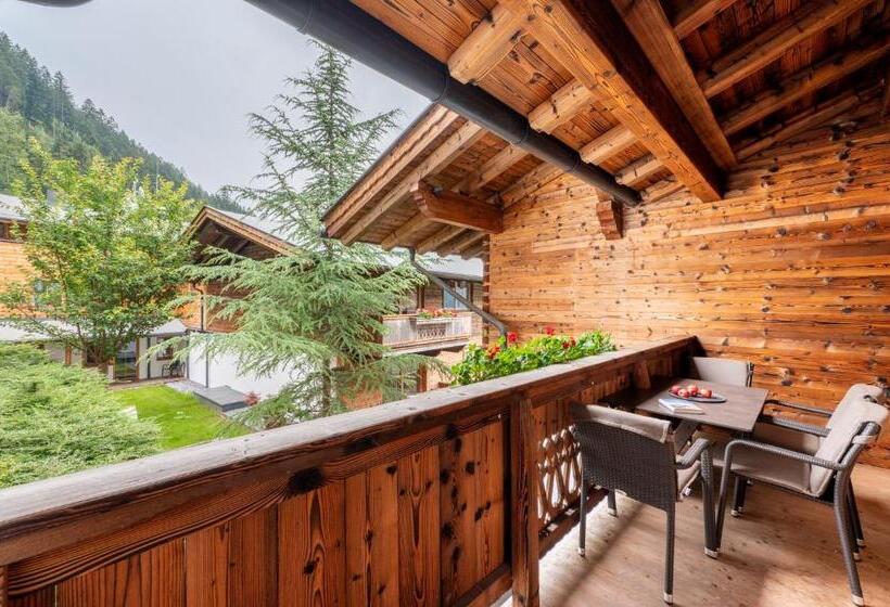 2-Bedroom Classic Apartment, Das Kaltenbach   Apart