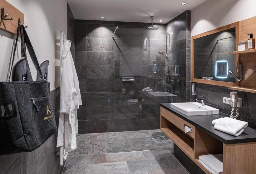 2-Bedroom Classic Apartment, Das Kaltenbach   Apart