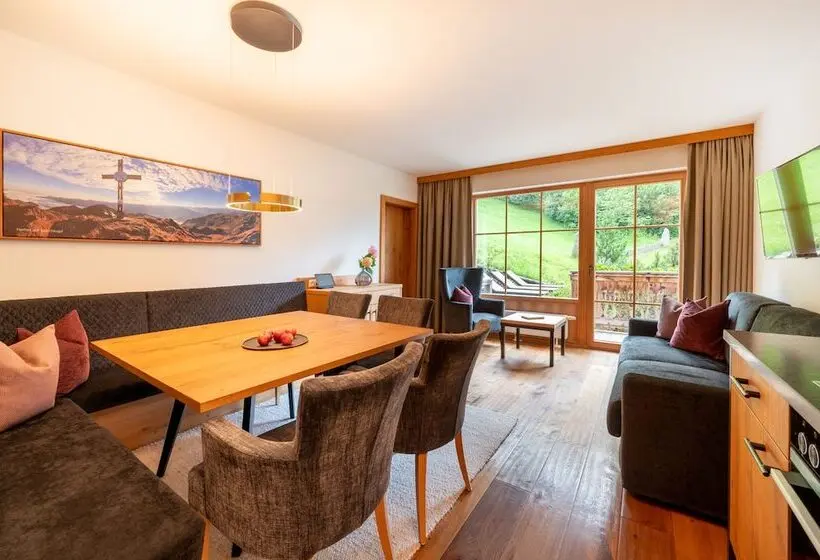 1 Bedroom Penthouse Apartment, Das Kaltenbach   Apart