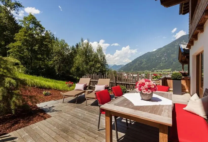 1 Bedroom Penthouse Apartment, Das Kaltenbach   Apart