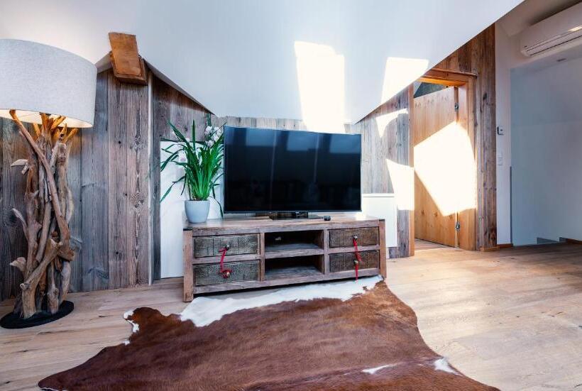 جناح غرفتين نوم, Villa Ambach