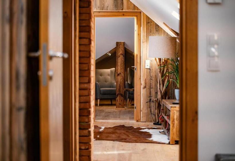 جناح غرفتين نوم, Villa Ambach