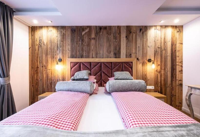 غرفة قياسية, Villa Ambach