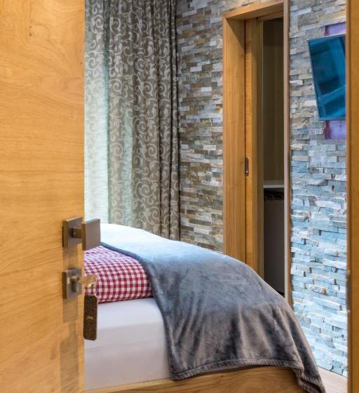 غرفة قياسية, Villa Ambach