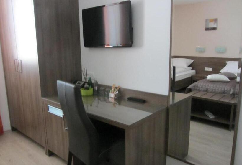 اتاق استاندارد, Villa Tollazzi