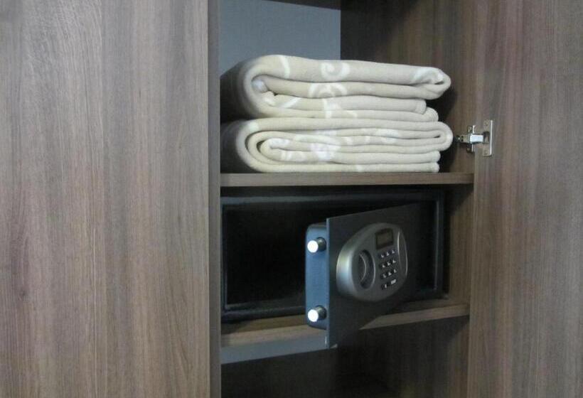 سوییت, Villa Tollazzi