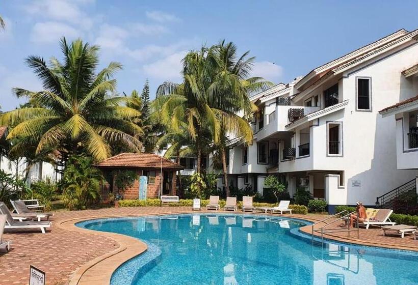Вилла 3 Спальни Вид на Бассейн, Casa Legend Villa & Apartments Arpora Baga Goa